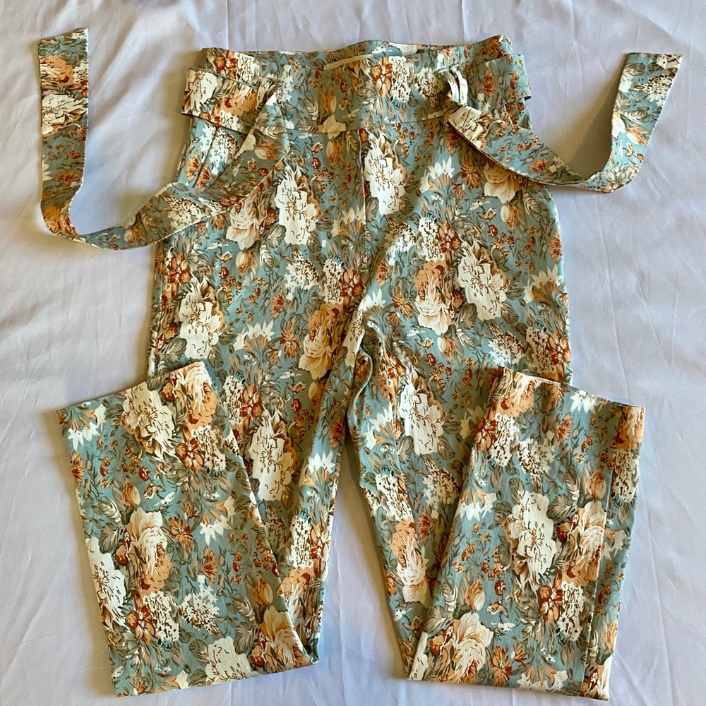 Jules & Leopold Floral Ankle Pants in Blue and Cream